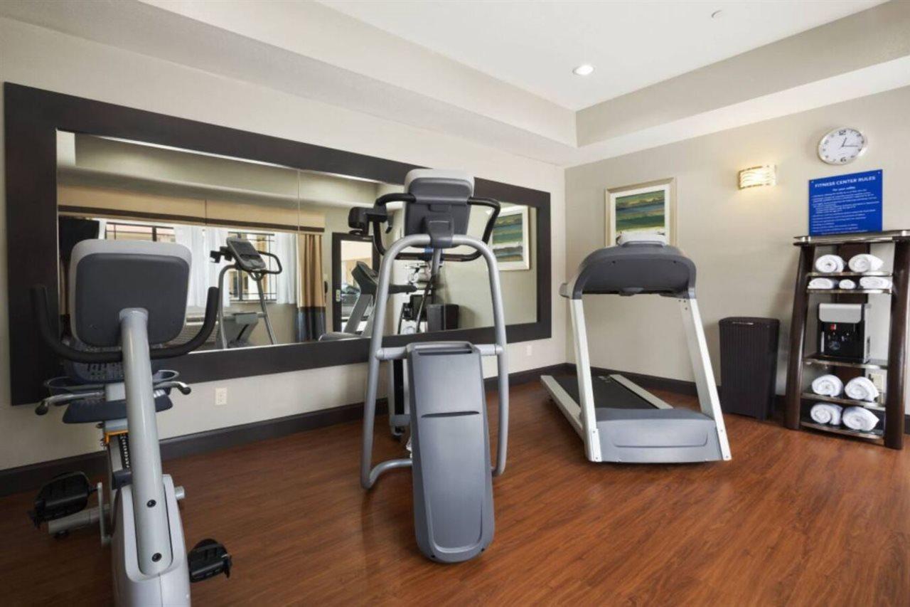 Days Inn & Suites By Wyndham Houston North-Spring Westfield Εξωτερικό φωτογραφία