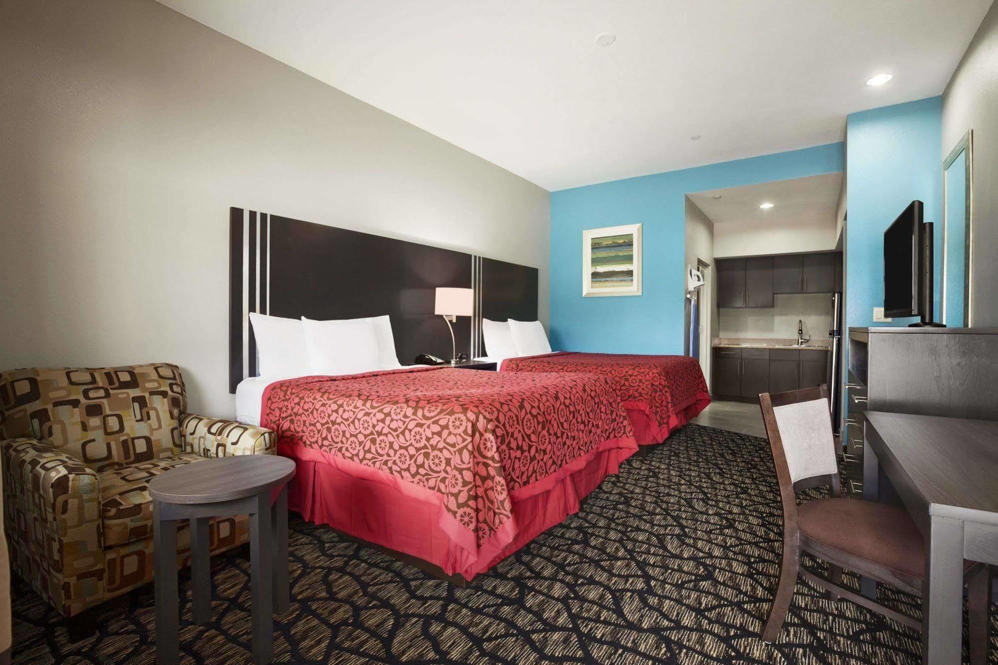 Days Inn & Suites By Wyndham Houston North-Spring Westfield Εξωτερικό φωτογραφία